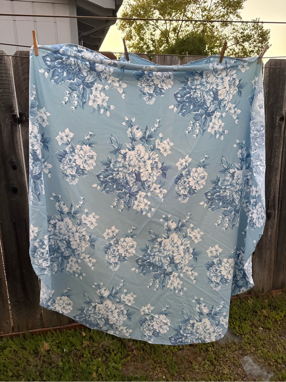 66” round Ralph Lauren Tablecloth ‘Grace’